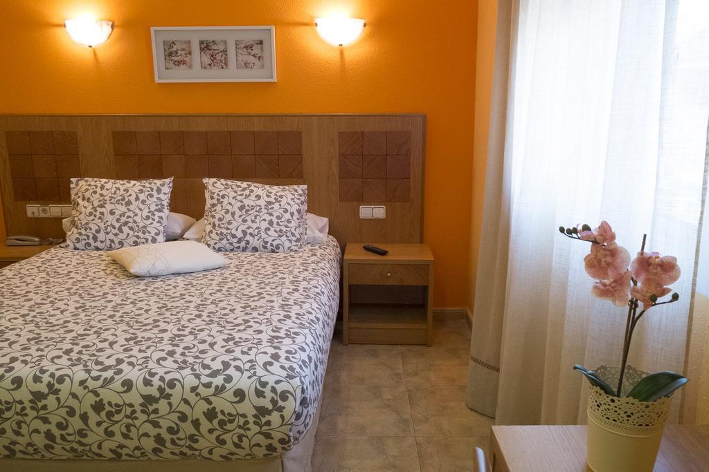 Hostal Azul เอลโมลาร์ ภายนอก รูปภาพ