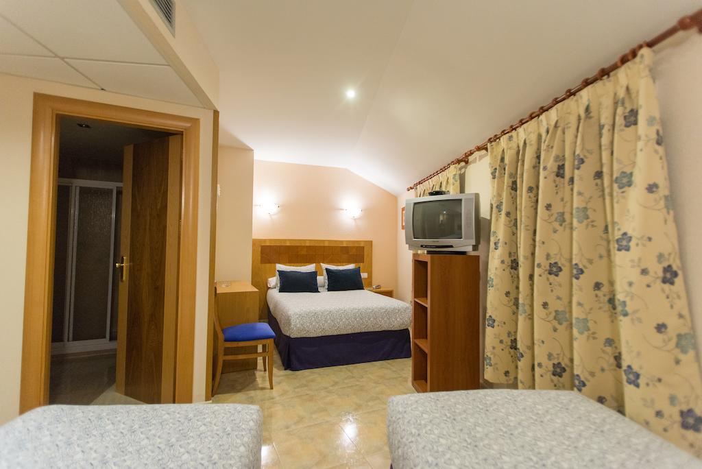 Hostal Azul เอลโมลาร์ ภายนอก รูปภาพ